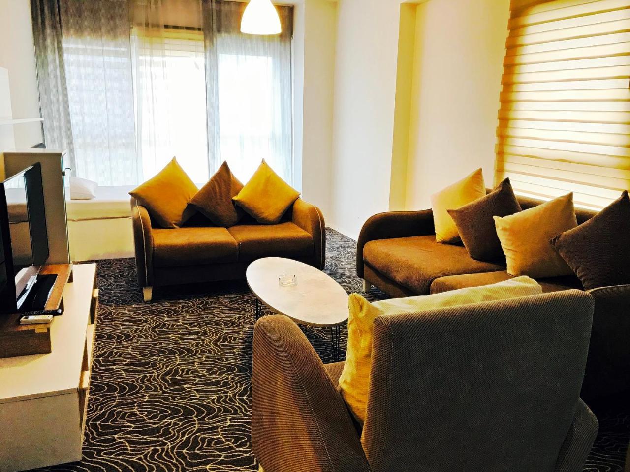 Merze Suite Konaklama Istambul Extérieur photo